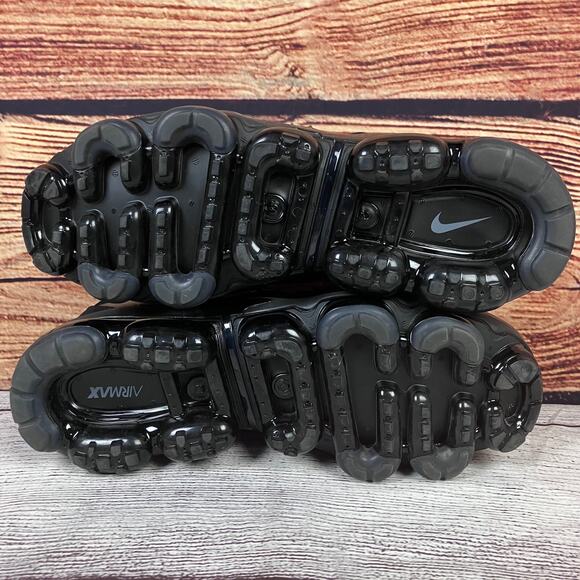 Nike Vapormax Tripe Black Low Top Shoes - Picture 7 of 9